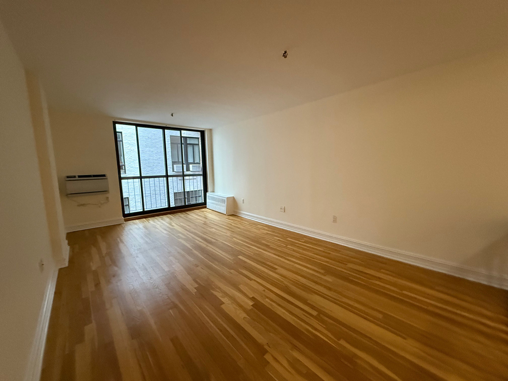 1 Astor Place - Photo 0