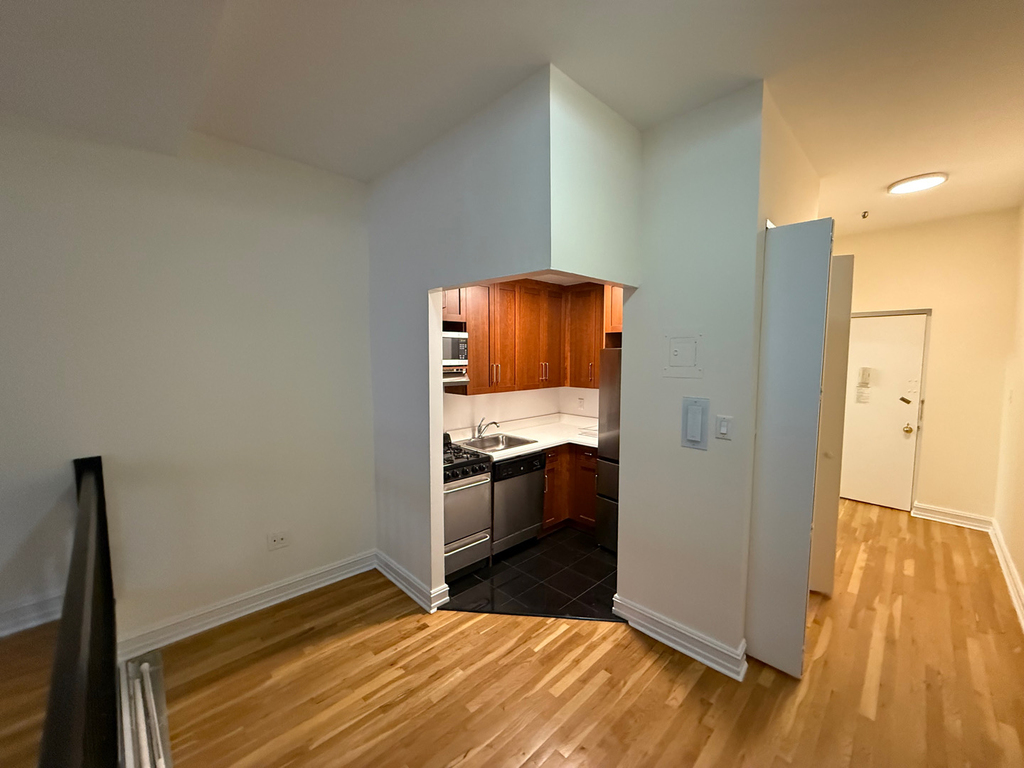 1 Astor Place - Photo 4