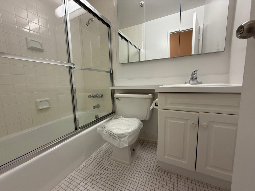 1 Astor Place - Photo 8