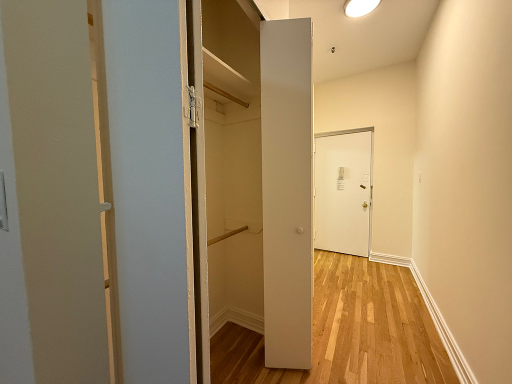 1 Astor Place - Photo 6