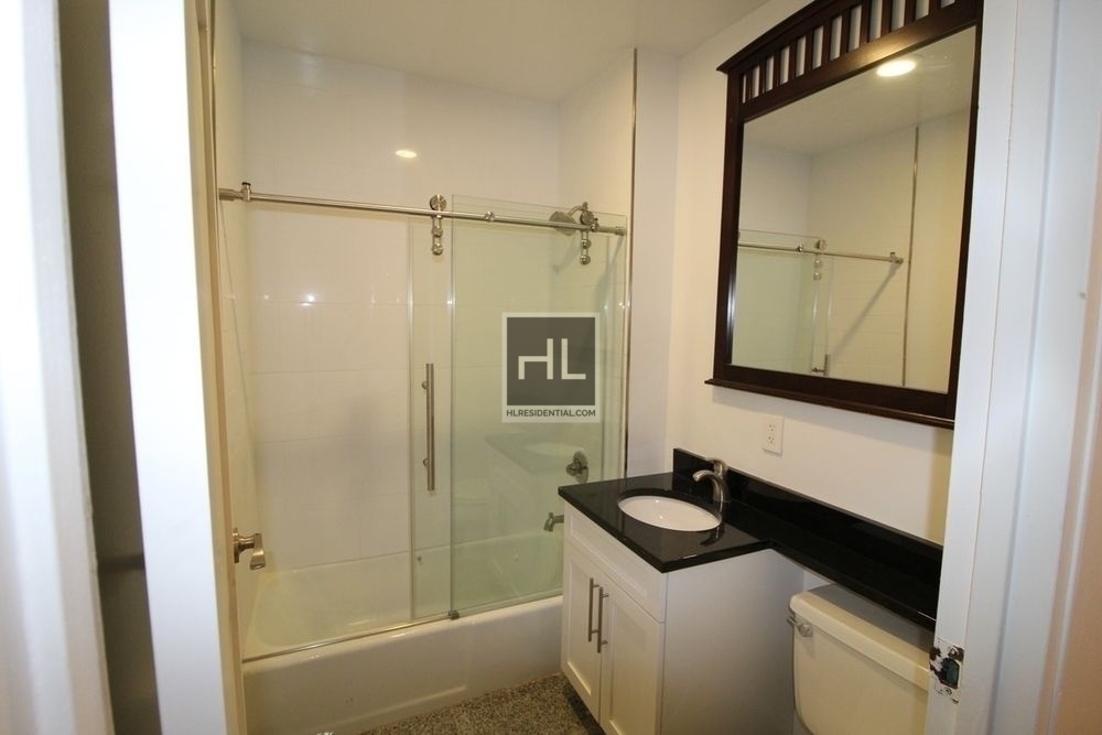 East 37th Street - Photo 5