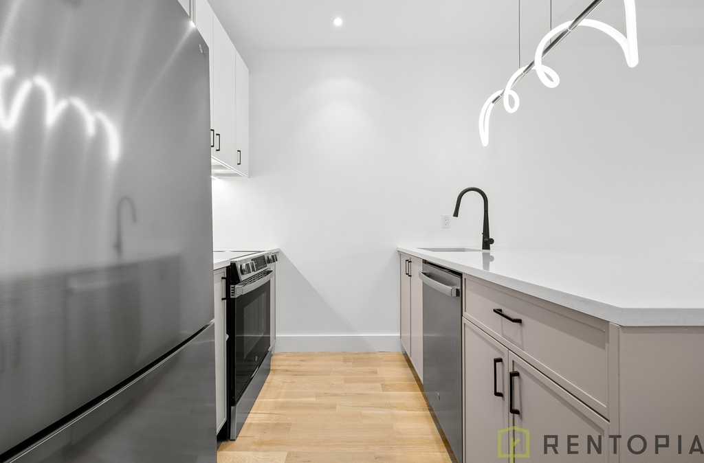 88 North 1st Street - Photo 1