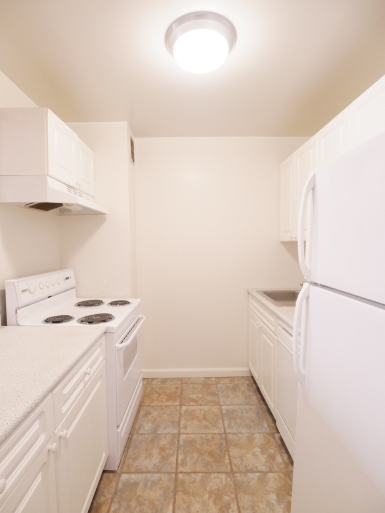 225 East 85th Street - Photo 8