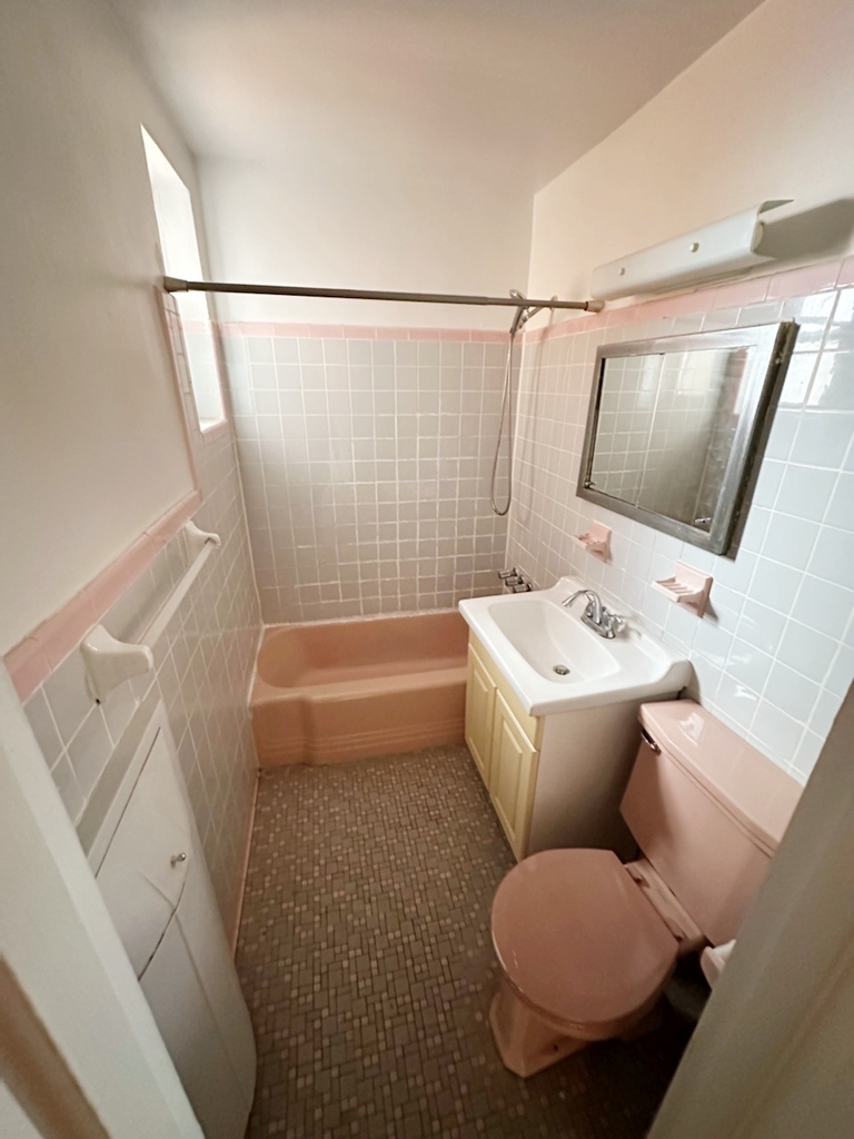 9602 4th Avenue - Photo 2
