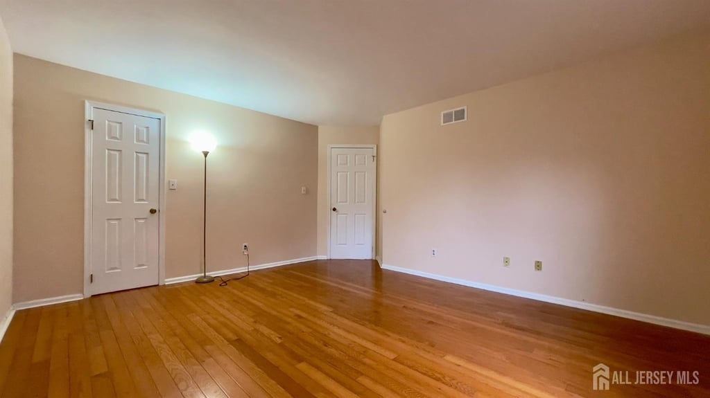 116 Longfield Court - Photo 15