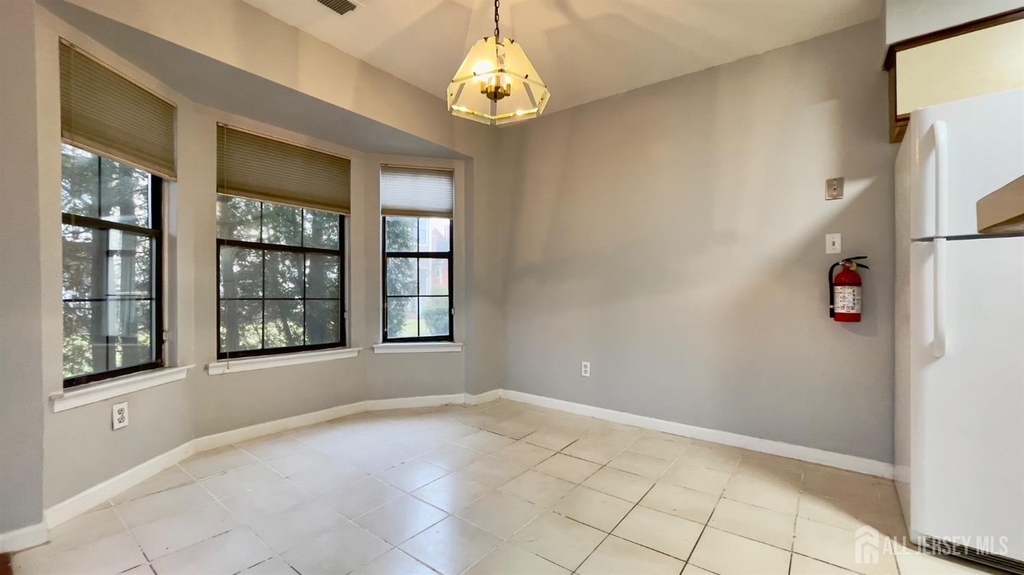 116 Longfield Court - Photo 7