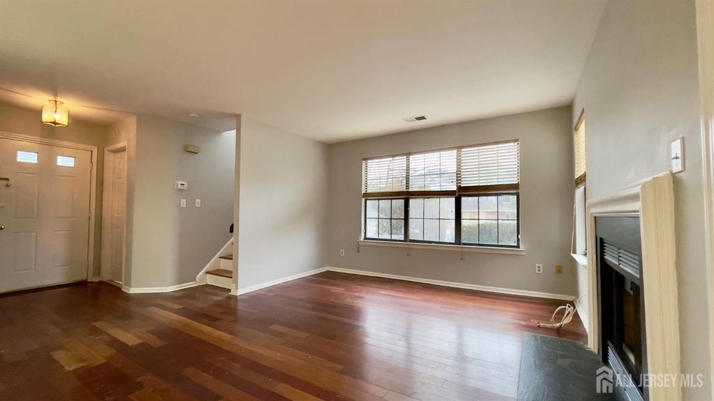 116 Longfield Court - Photo 6