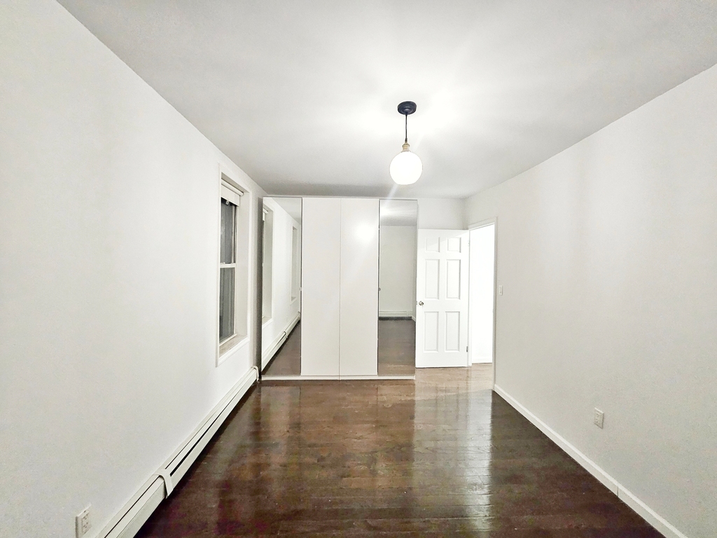 7104 Narrows Avenue - Photo 5
