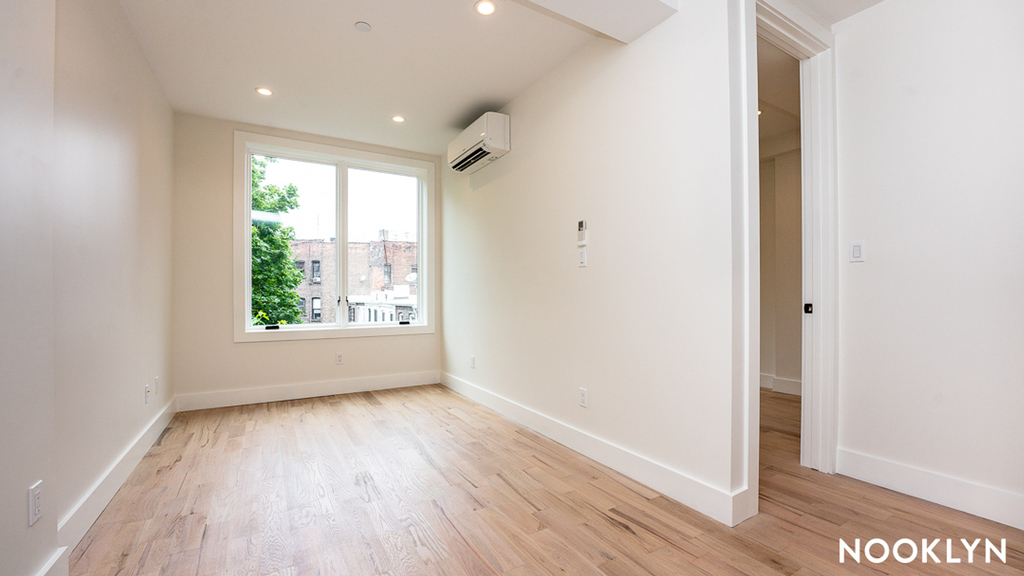 123 Park Avenue - Photo 12