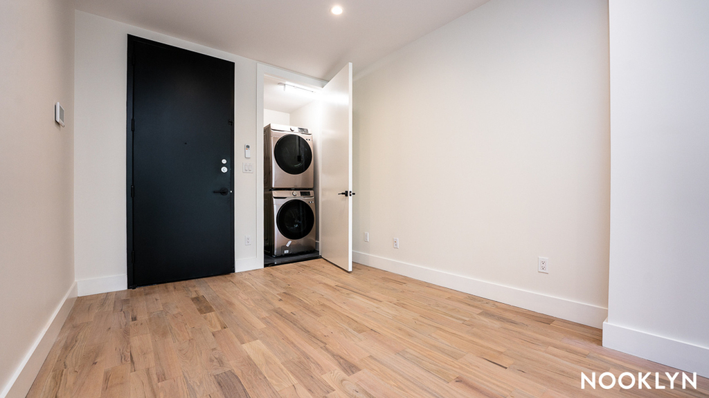 123 Park Avenue - Photo 10
