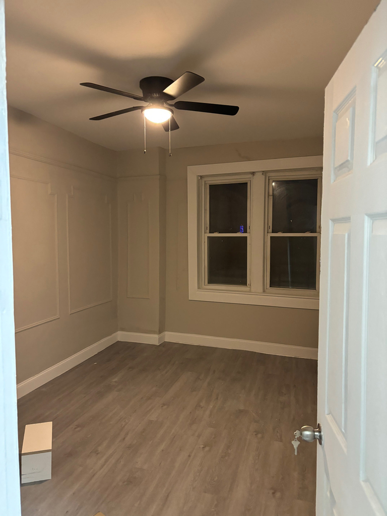 67-28 78th Street - Photo 2