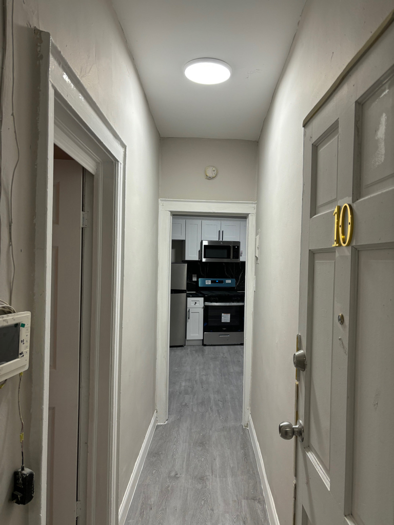 67-28 78th Street - Photo 3