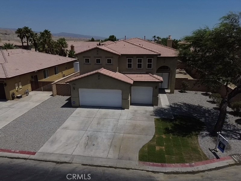37222 Camden Dr - Photo 2
