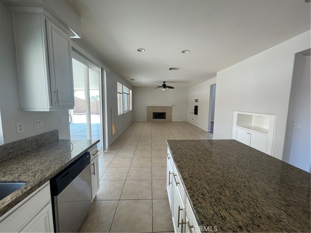 37222 Camden Dr - Photo 12