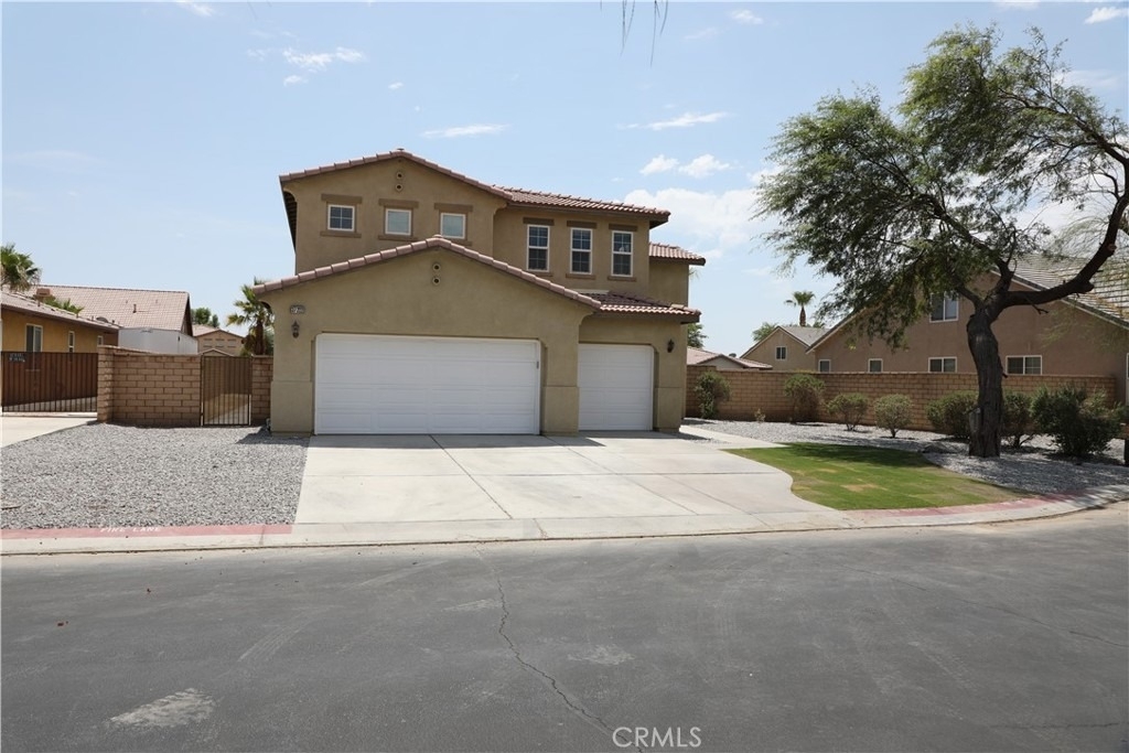 37222 Camden Dr - Photo 0