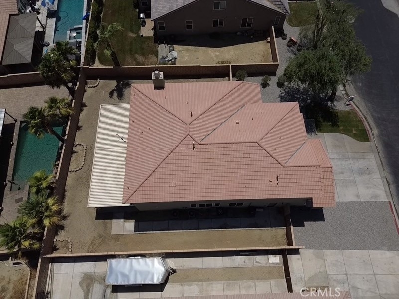 37222 Camden Dr - Photo 3