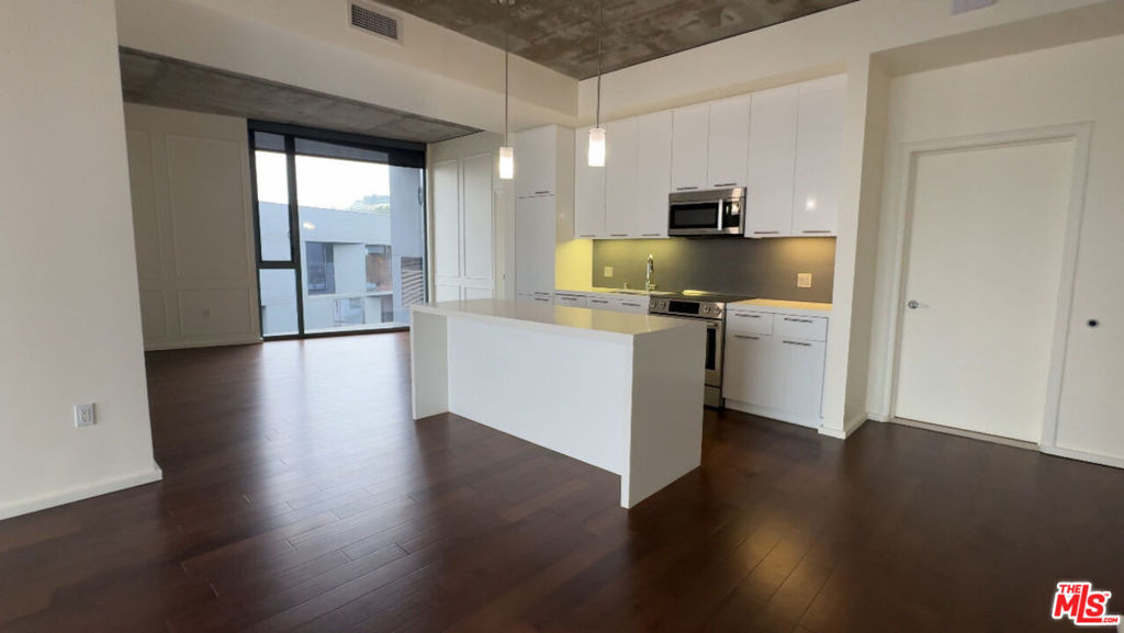 8500 W Sunset - Photo 3