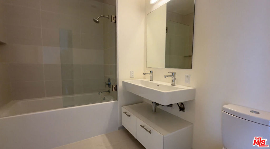 8500 W Sunset - Photo 9