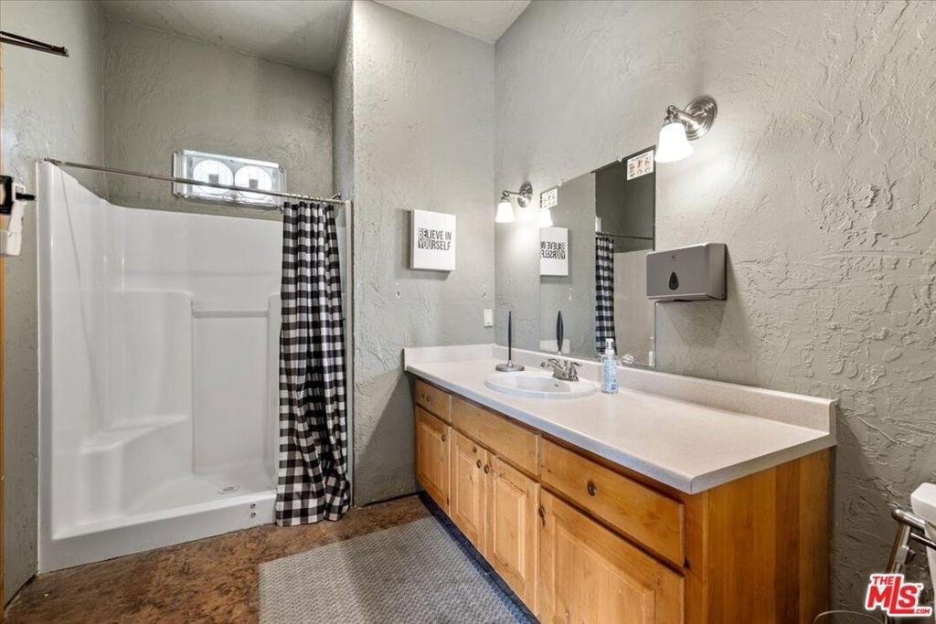 220 Hans Place - Photo 53