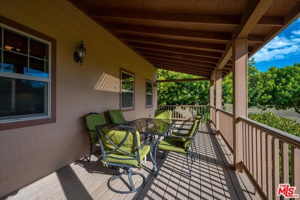 220 Hans Place - Photo 9