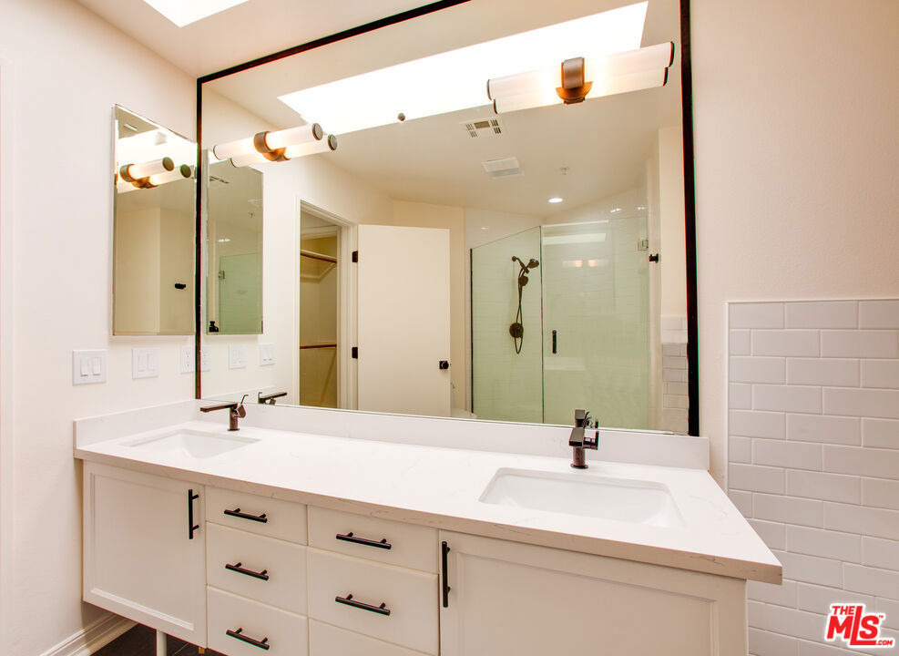 3002 3rd Street - Photo 23