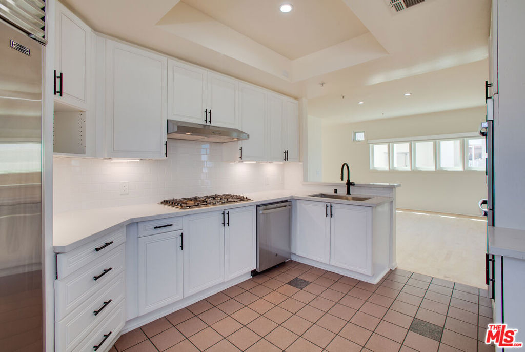 3002 3rd Street - Photo 13