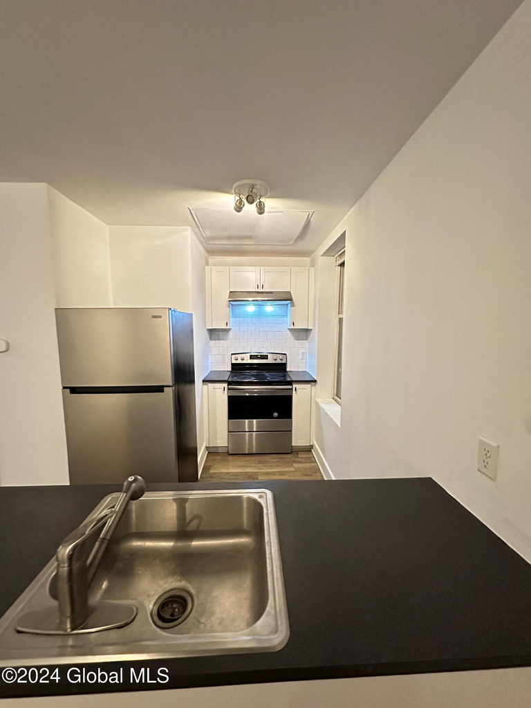 40 River Street - Photo 2