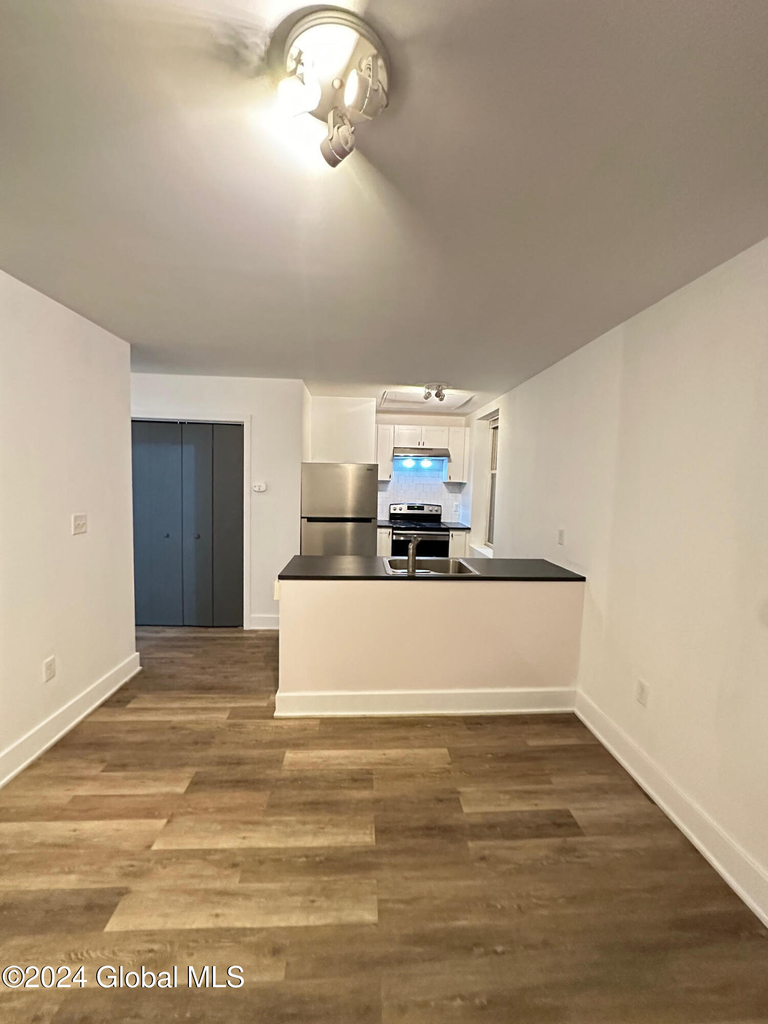 40 River Street - Photo 1