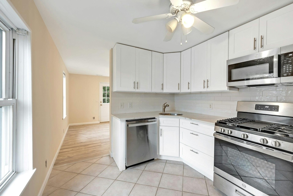 60 Wallace Street - Photo 8