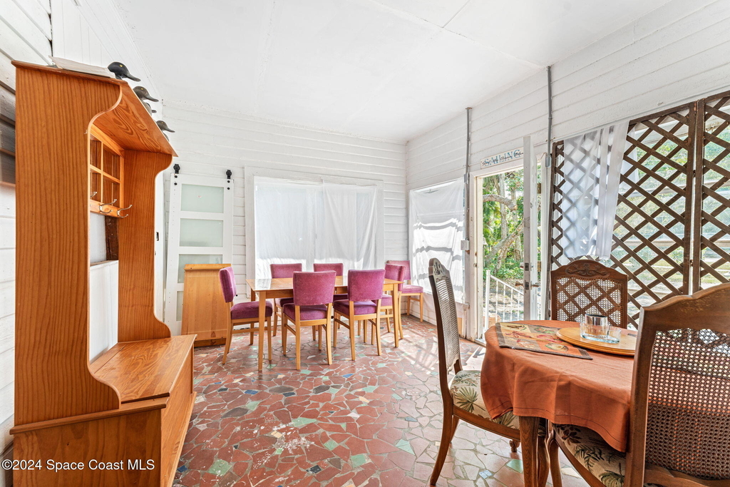 1365 Pineapple Avenue - Photo 14