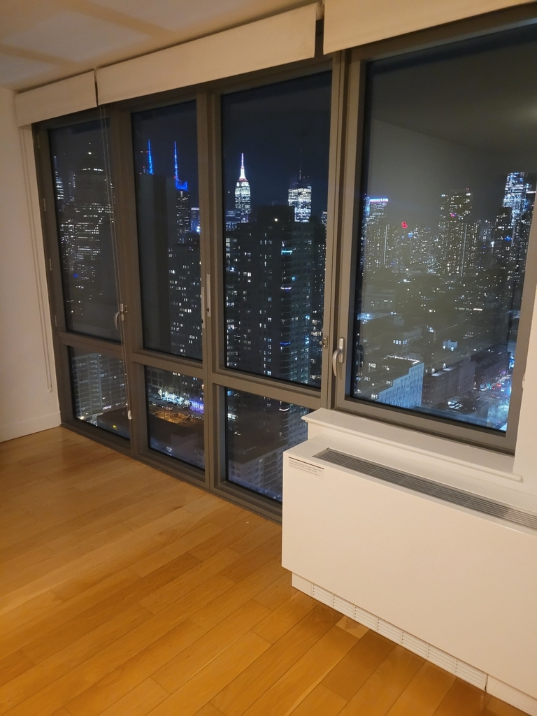 west 57 street - Photo 2