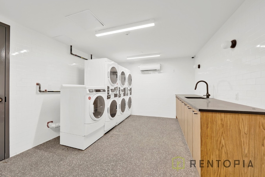 668 Bushwick Avenue - Photo 6
