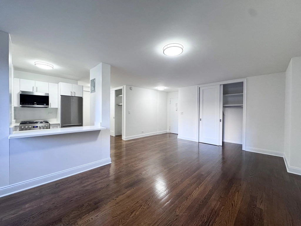 96 fifth avenue - Photo 5