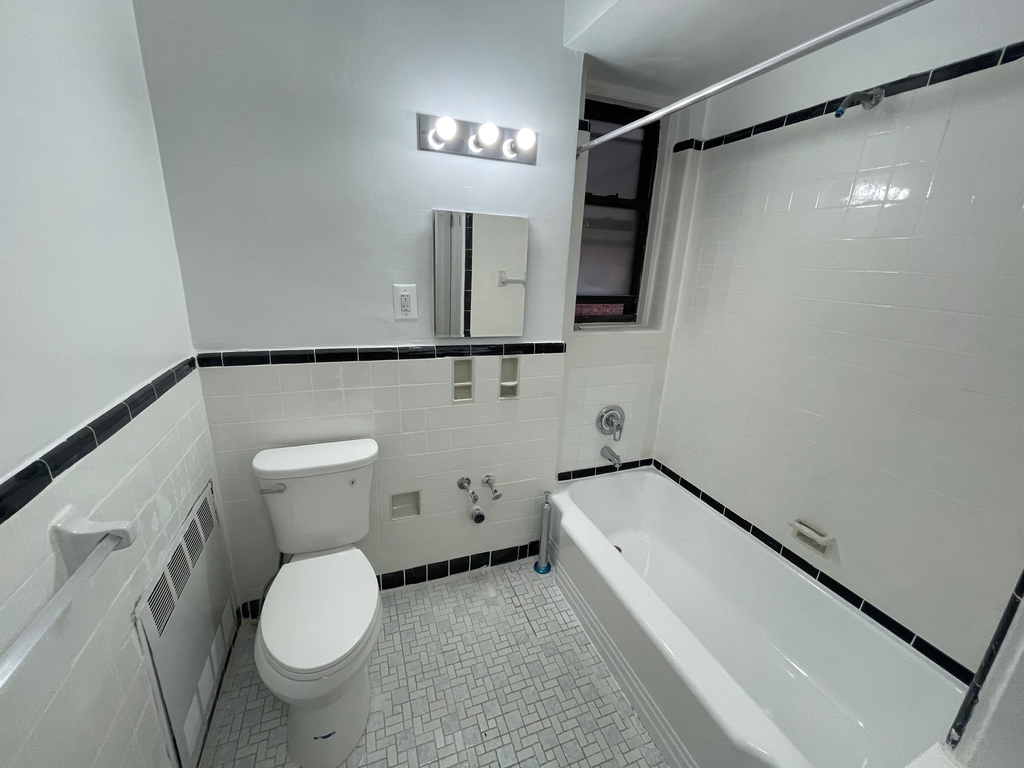 65-65 Booth Street - Photo 13
