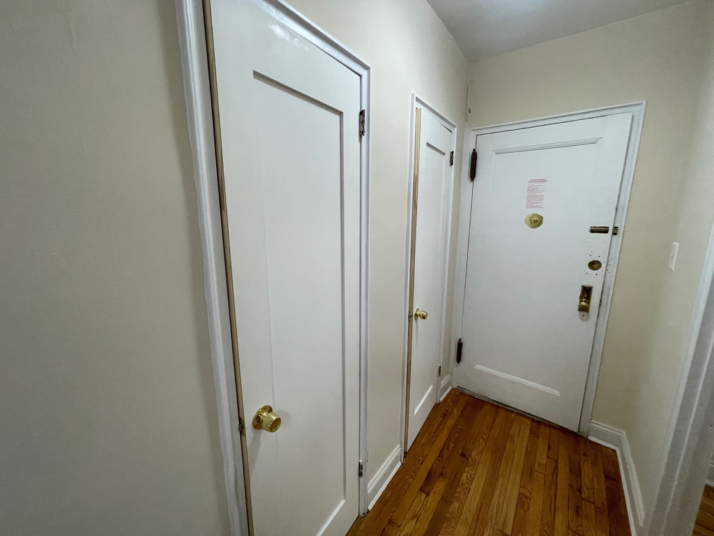 65-65 Booth Street - Photo 8