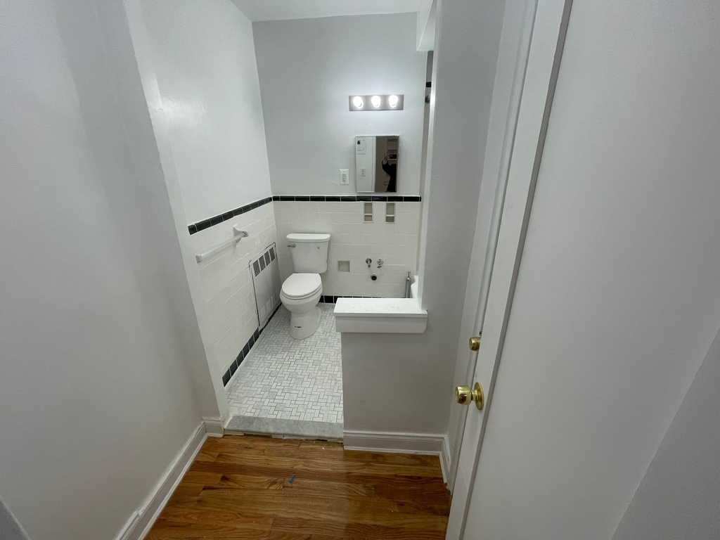 65-65 Booth Street - Photo 11