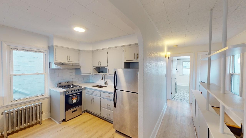 96-29 72nd Road - Photo 5