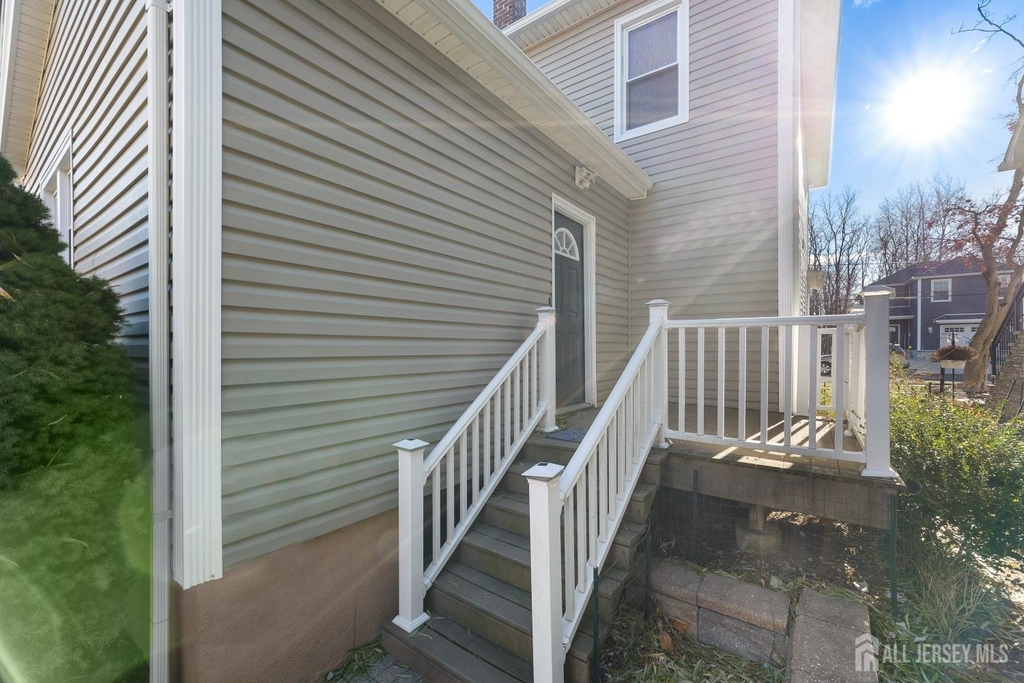 20 Rose Street - Photo 16