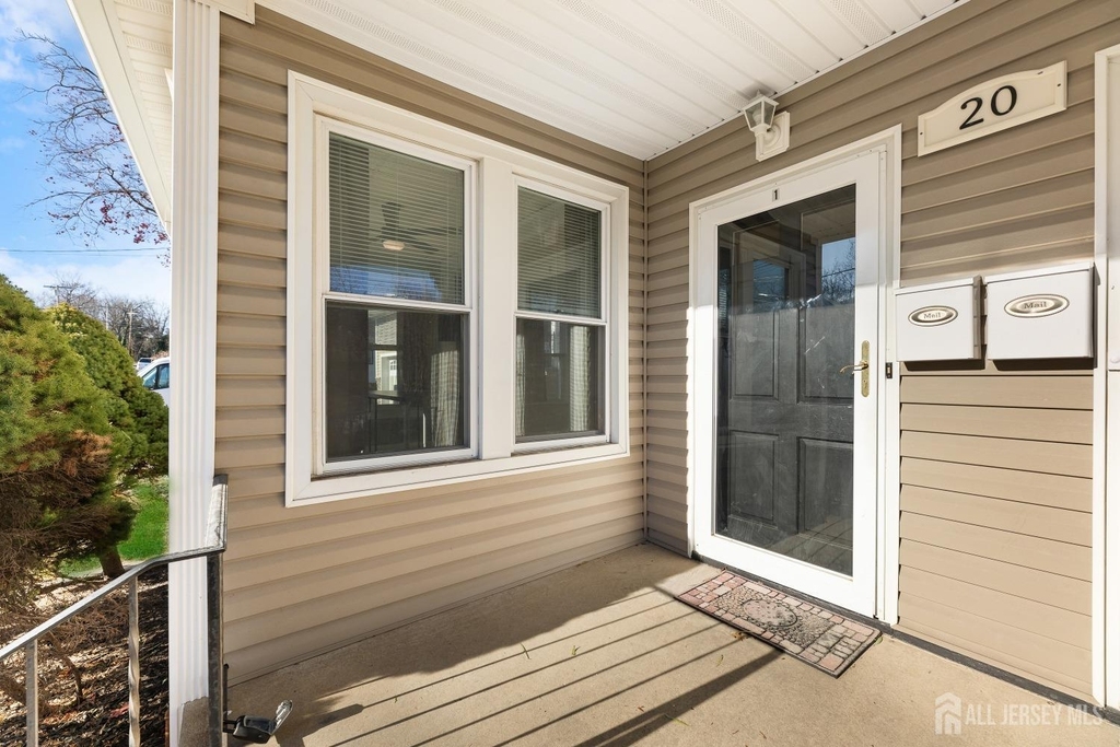 20 Rose Street - Photo 1