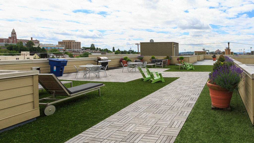 810 12th Avenue - Photo 23