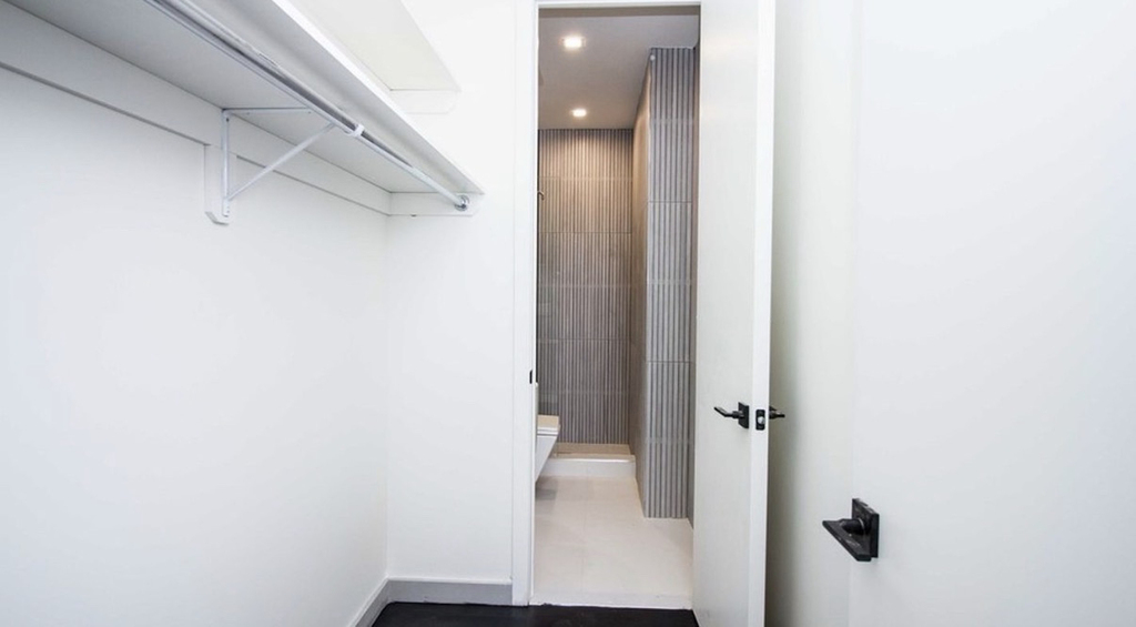 Winthrop Street - Photo 9