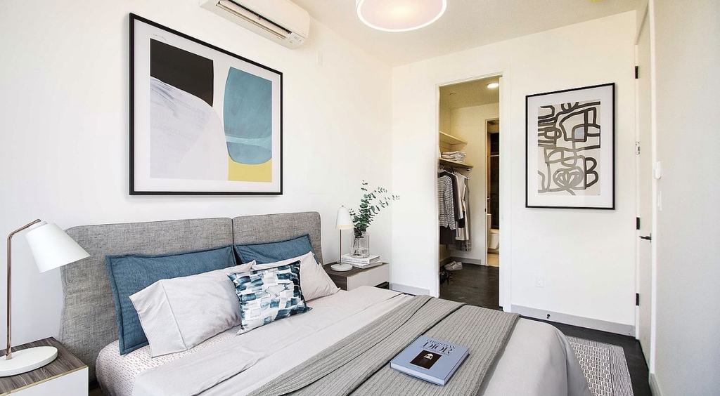 Winthrop Street - Photo 2
