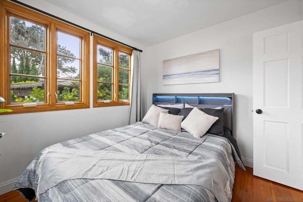 1315 Cave St - Photo 13