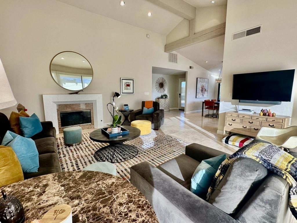 359 Villena Way - Photo 15