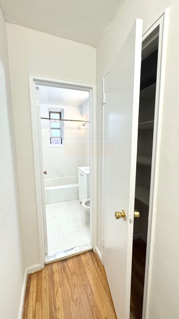 390 Rugby Road - Photo 7