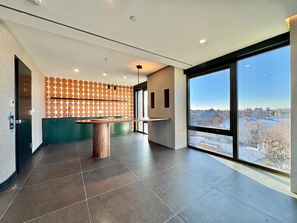 527 Grand Avenue - Photo 10
