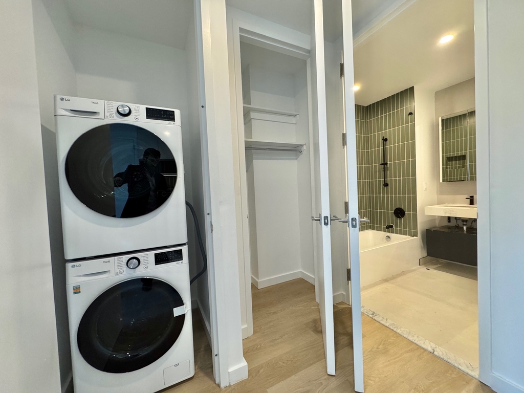 527 Grand Avenue - Photo 6