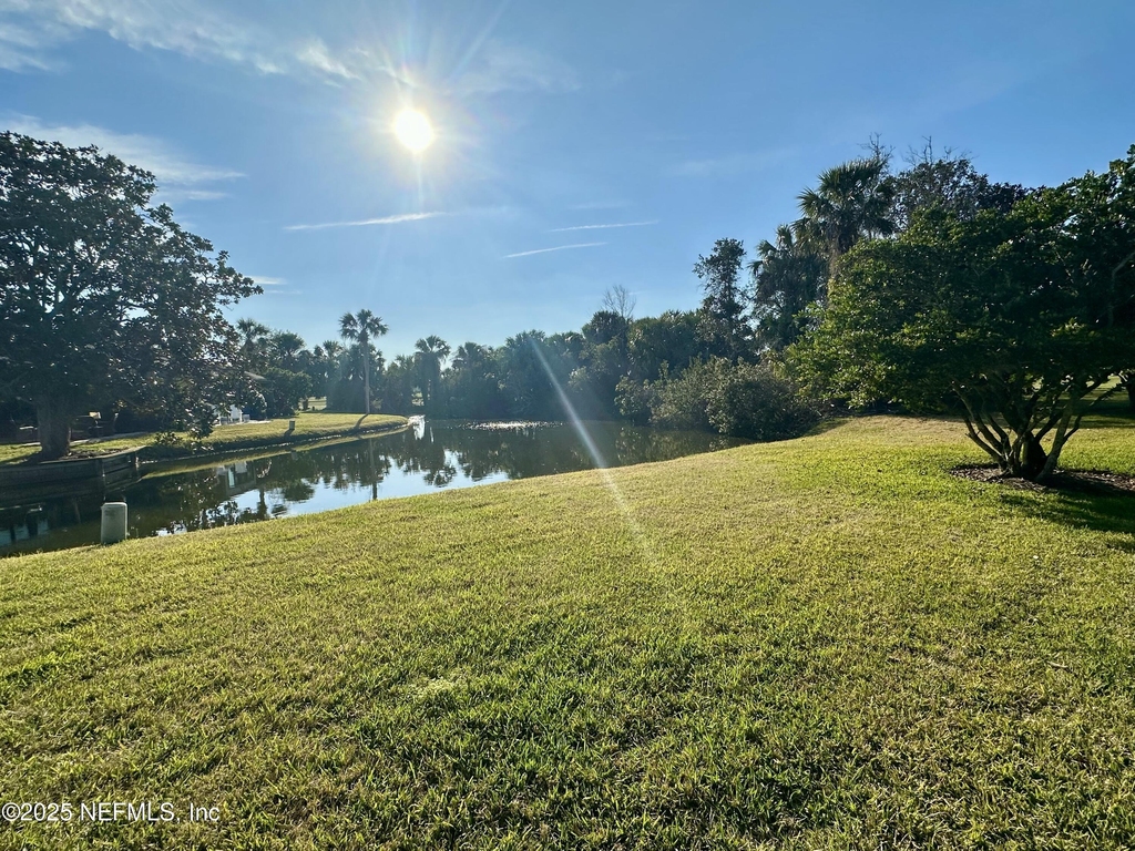 9942 Sawgrass Drive E - Photo 25