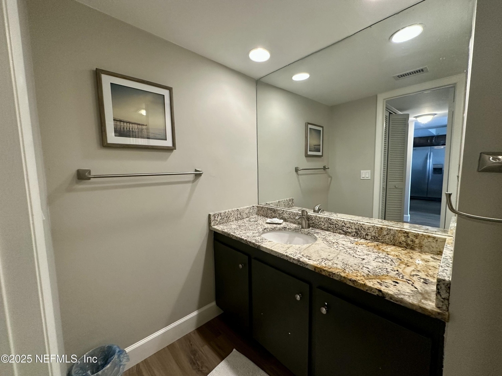 9942 Sawgrass Drive E - Photo 19