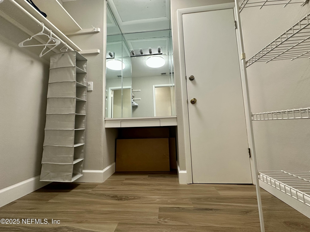 9942 Sawgrass Drive E - Photo 32